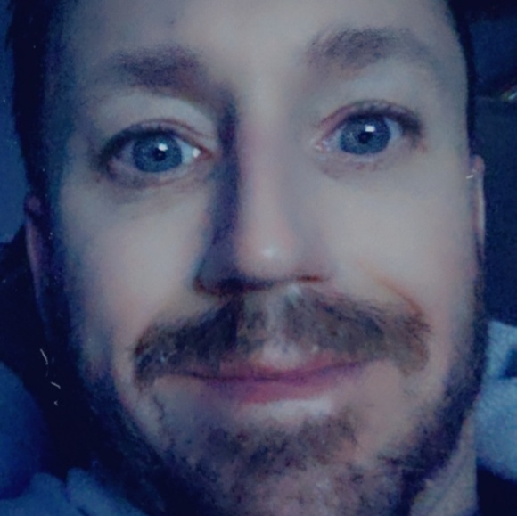 Meet your Posher, Andrew - Picture 1 of 1